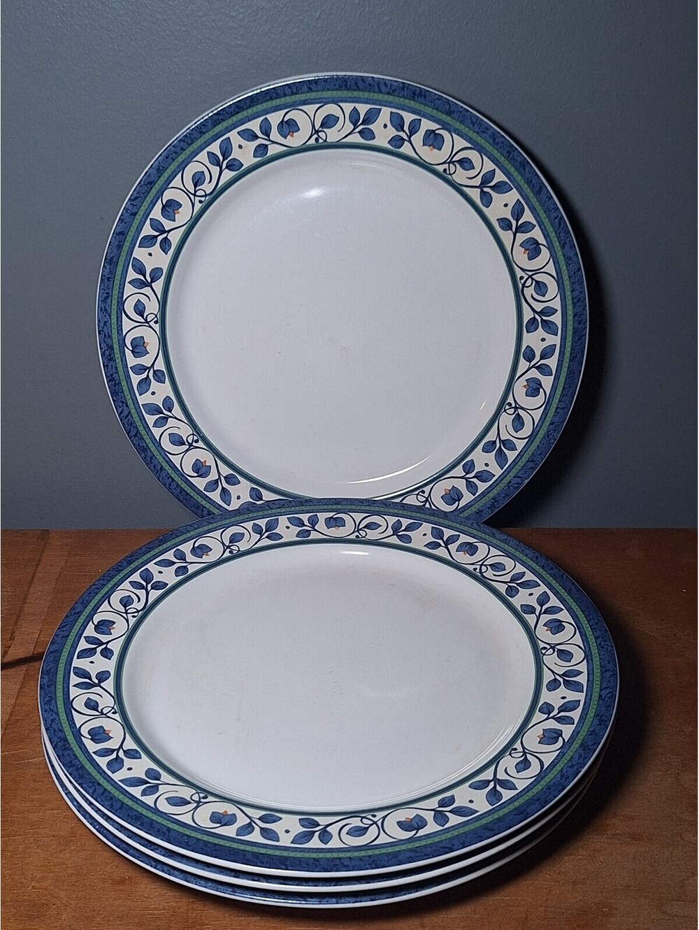vintage Pfaltzgraff Orleans dinner plate set of 4